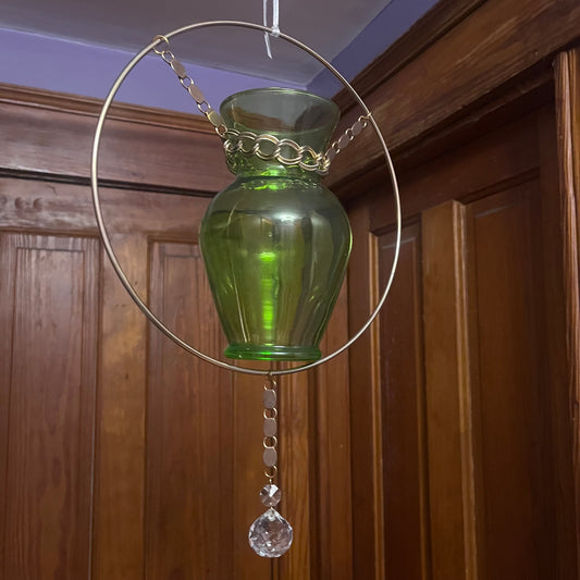 Green propagation station with crystal